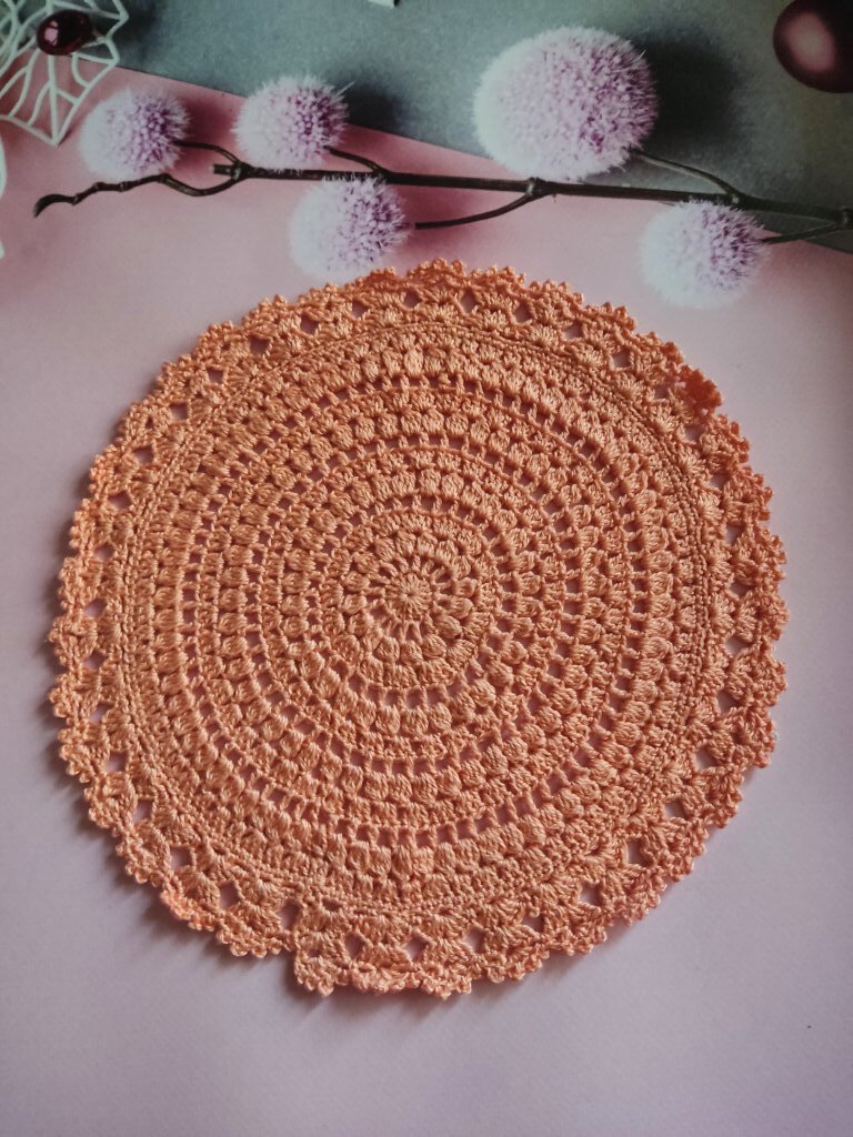 Салфетка ручной работы