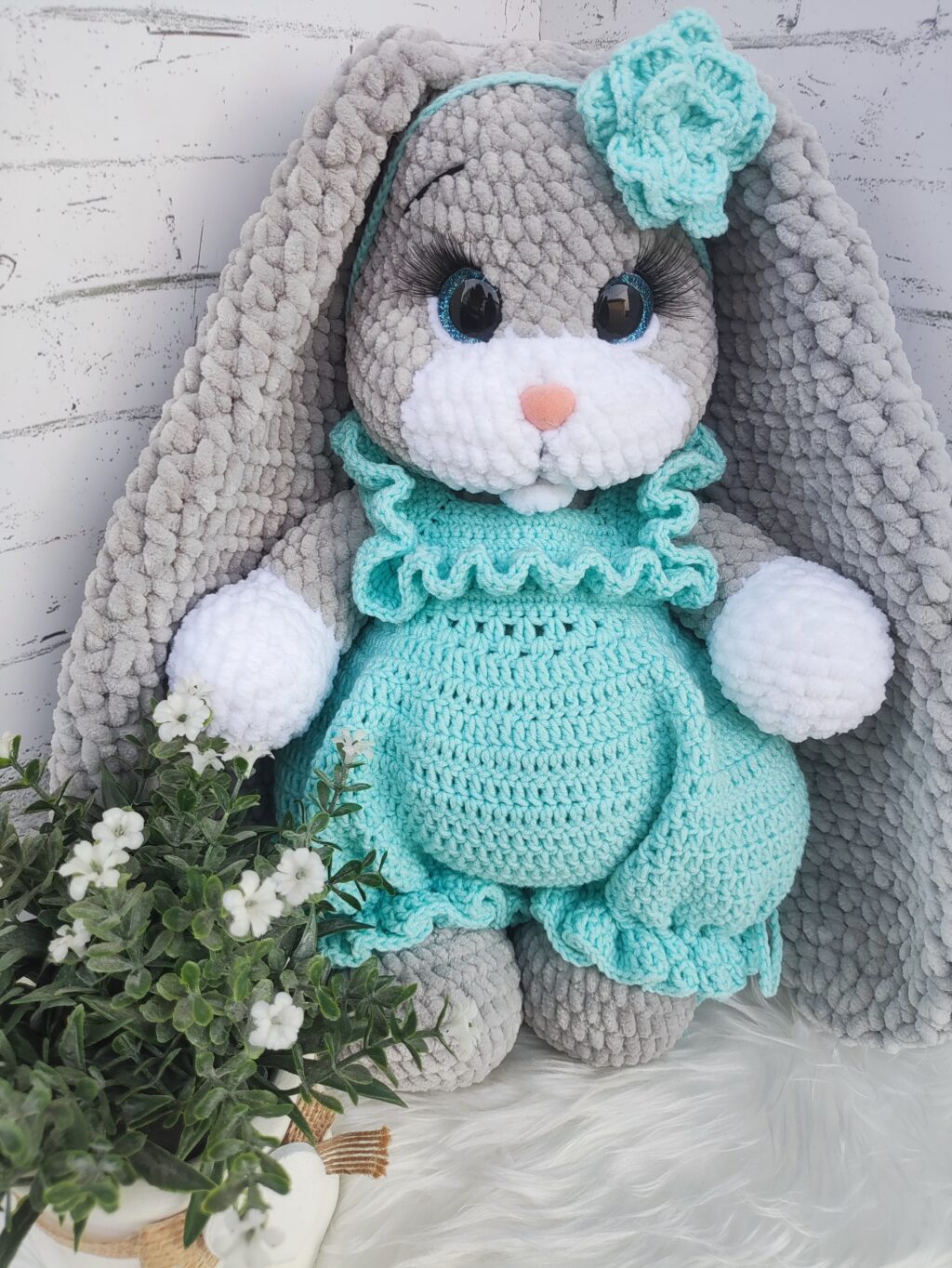 Зайка Карамелька