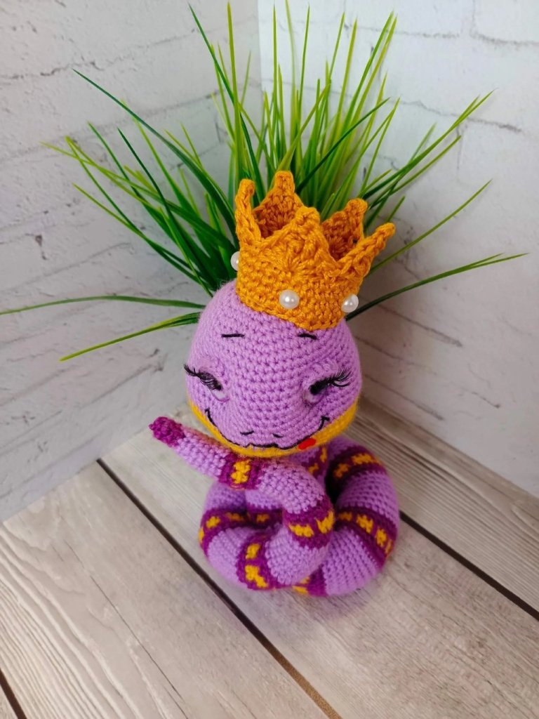 Вязаная змея