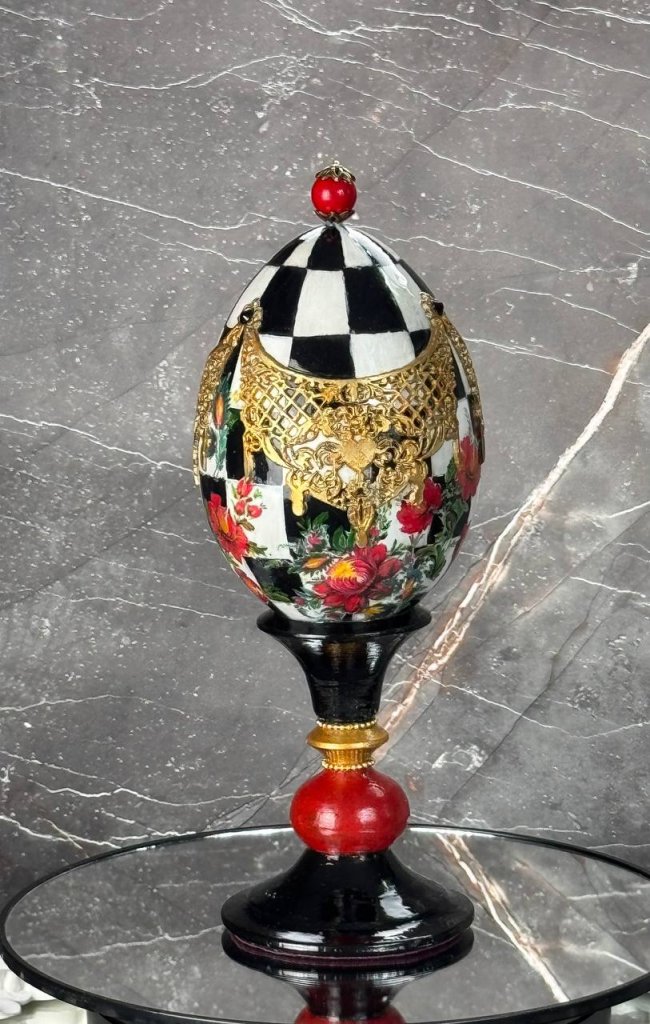 Яйцо интерьерное в стиле МакКинзи