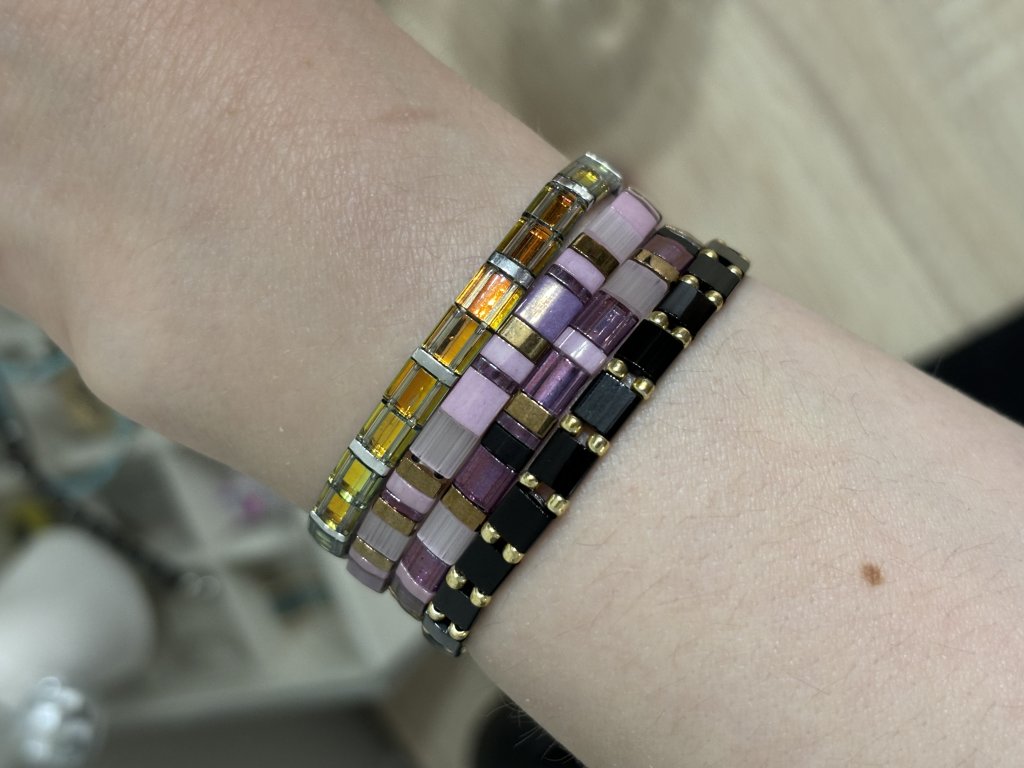 Браслет из японского бисера