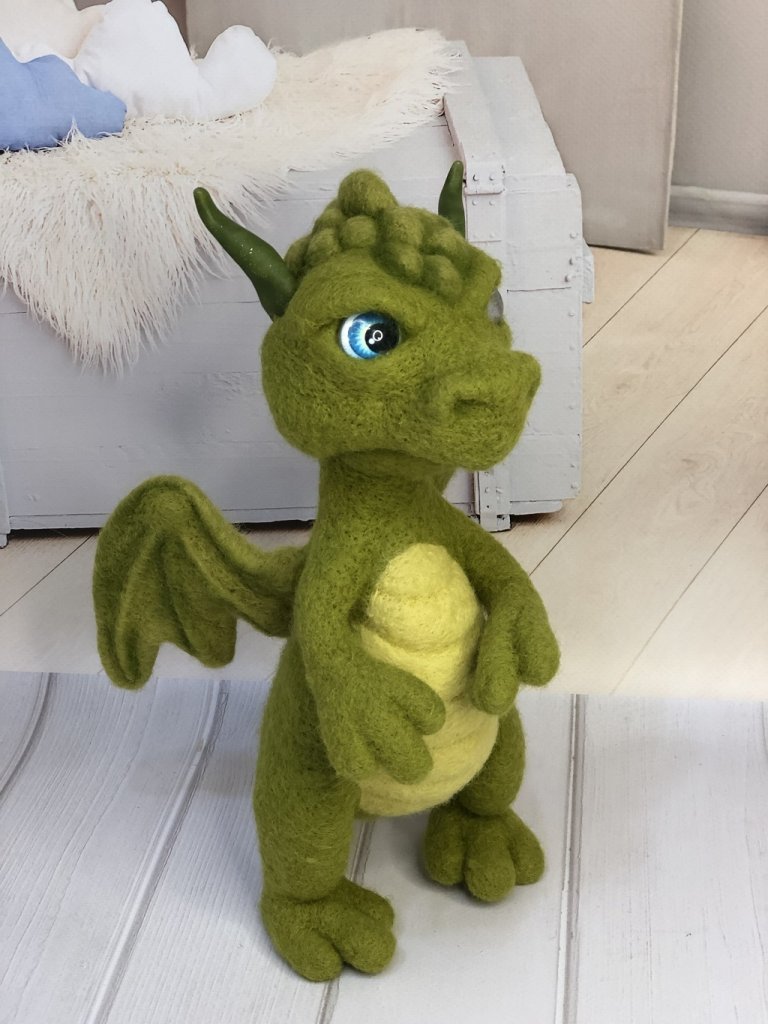 Дракон. Игрушка из шерсти