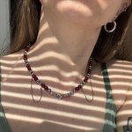 Чокер из красной майорки