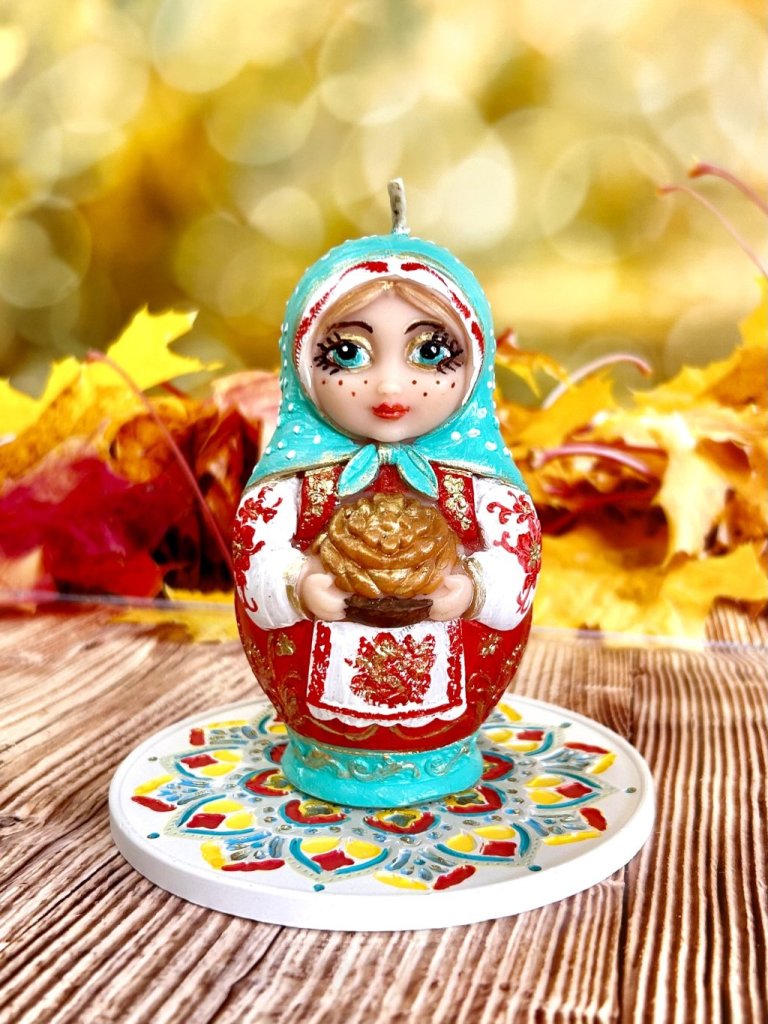 Свеча «МАТРЕШКА С КАРАВАЕМ»
