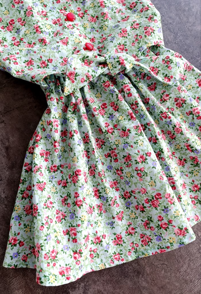 Платье для девочки летнее