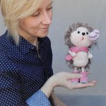 Игрушка вязаный Ёжик с шариком, мягкая игрушка