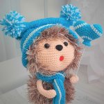 Игрушка вязаный Ёжик с шариком, мягкая игрушка