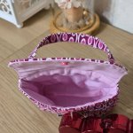 Косметичка на кнопке с ручкой маленькая