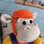Вязаная игрушка ручной работы Бегемот-строитель, Подарок для ребёнка и декор