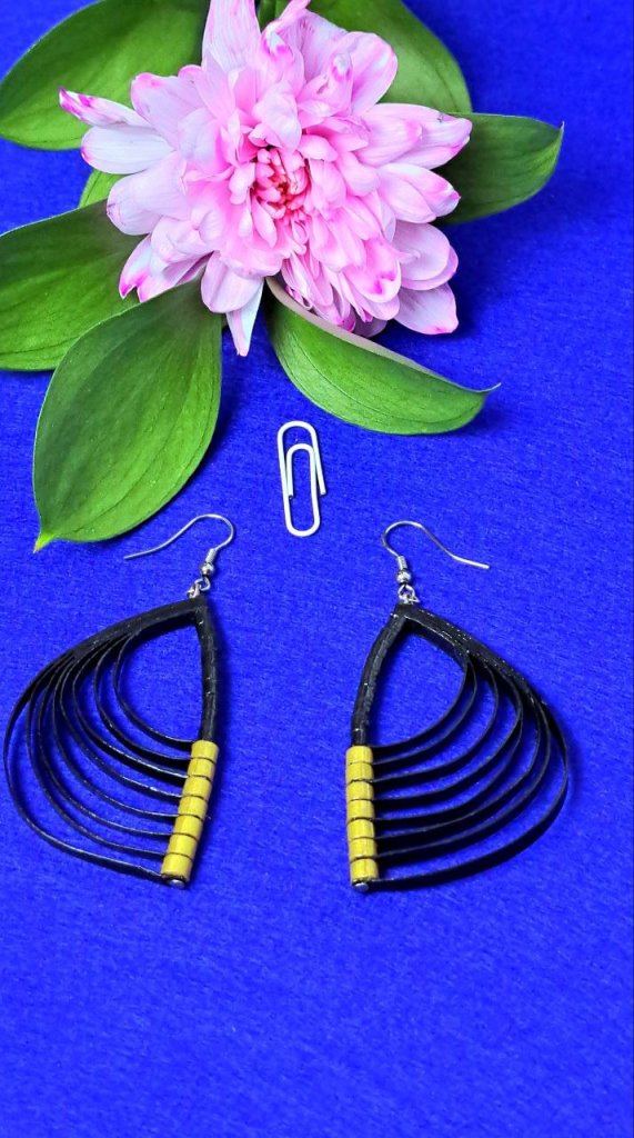 Серьги полукольца квиллинг.