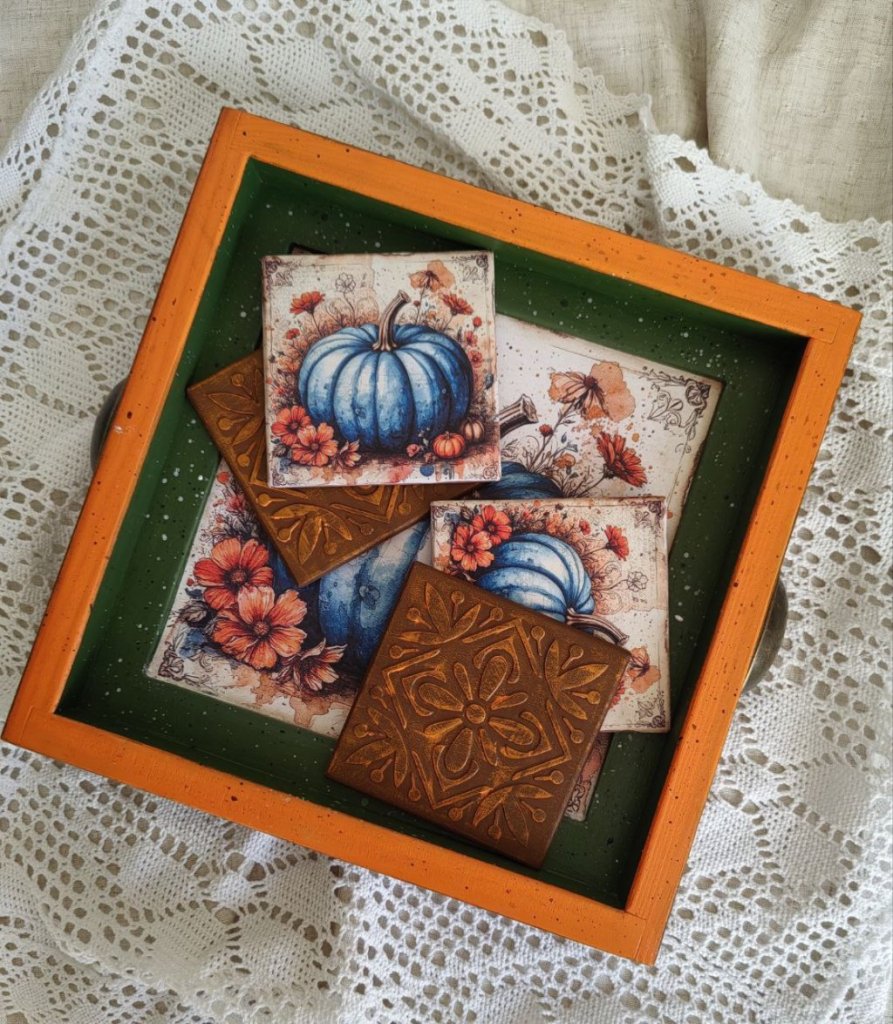 Поднос с плитками