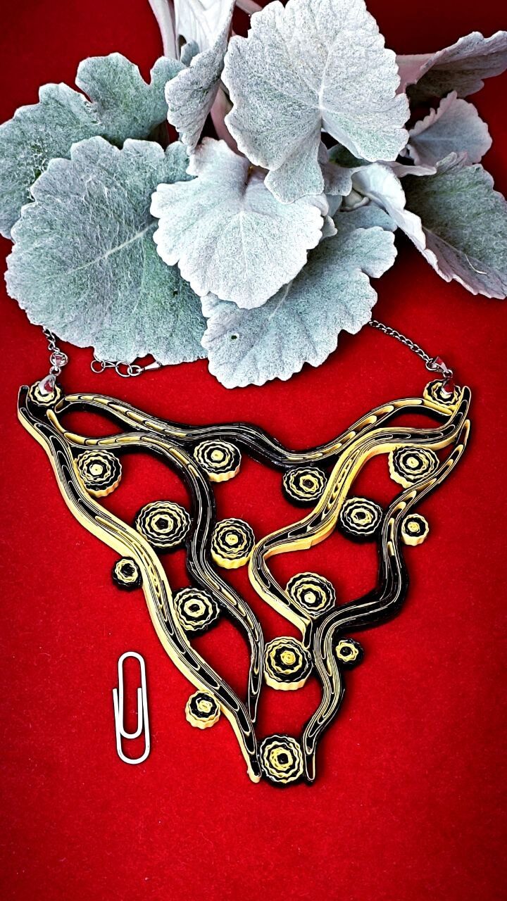 Комплект украшения квиллинг-графика.