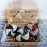 Шарик новогодний