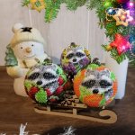 Шарик новогодний