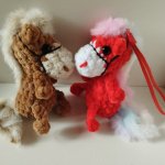 Вязаные игрушки. Брелок символ 2025 года. Лошадка