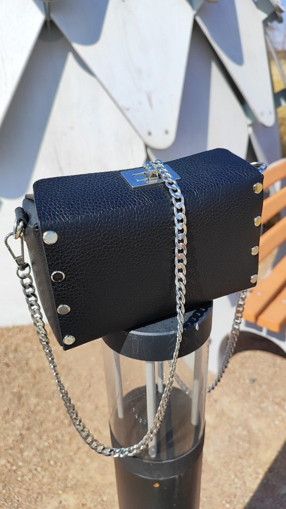 Сумочка женская из натуральной кожи