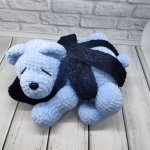 Игрушка вязаная спящий мишка