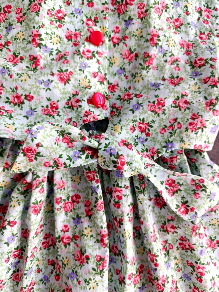 Платье для девочки летнее