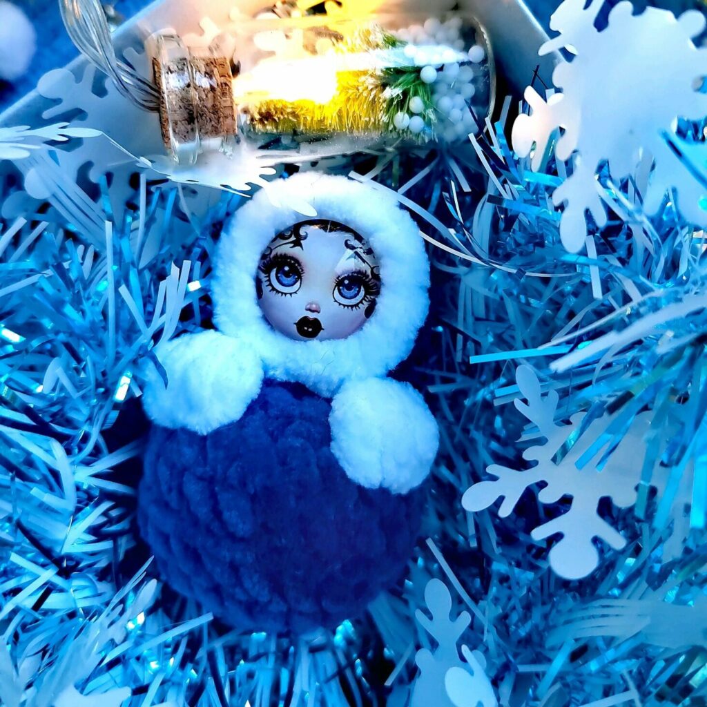 Елочные игрушки,куклы неваляшки,Новогоднее укарашение