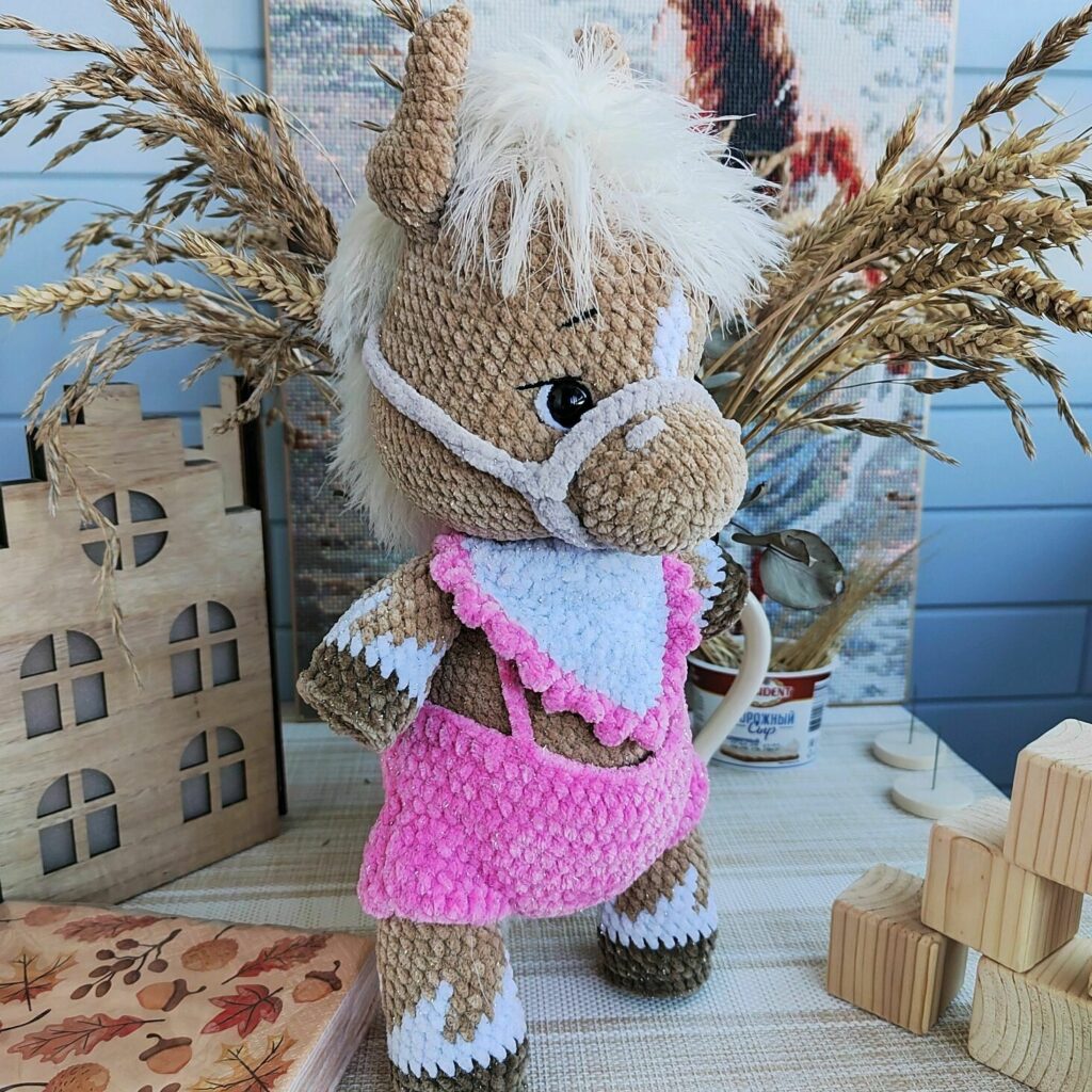 Лошадка плюшевая игрушка Символ года