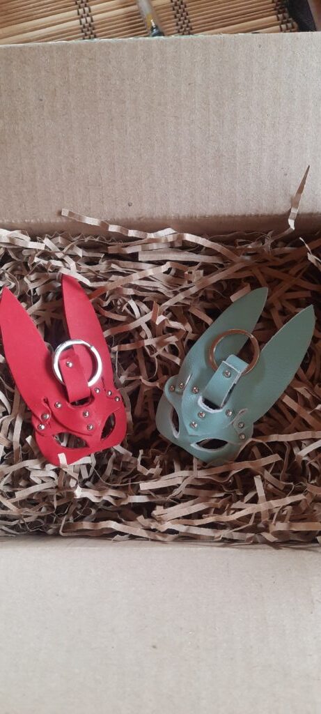 Брелок «Маска»