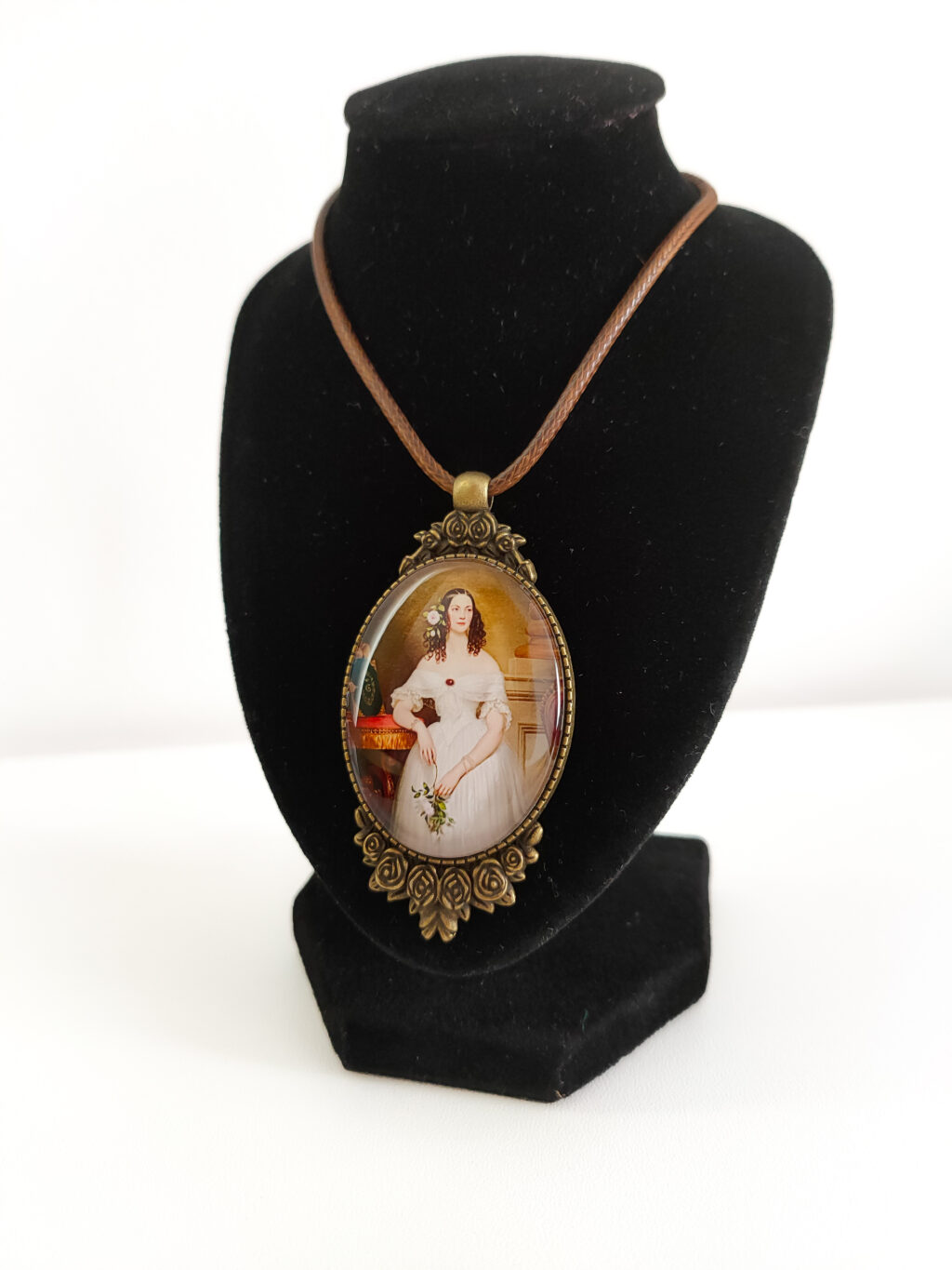 Кулон-подвеска «На балу»