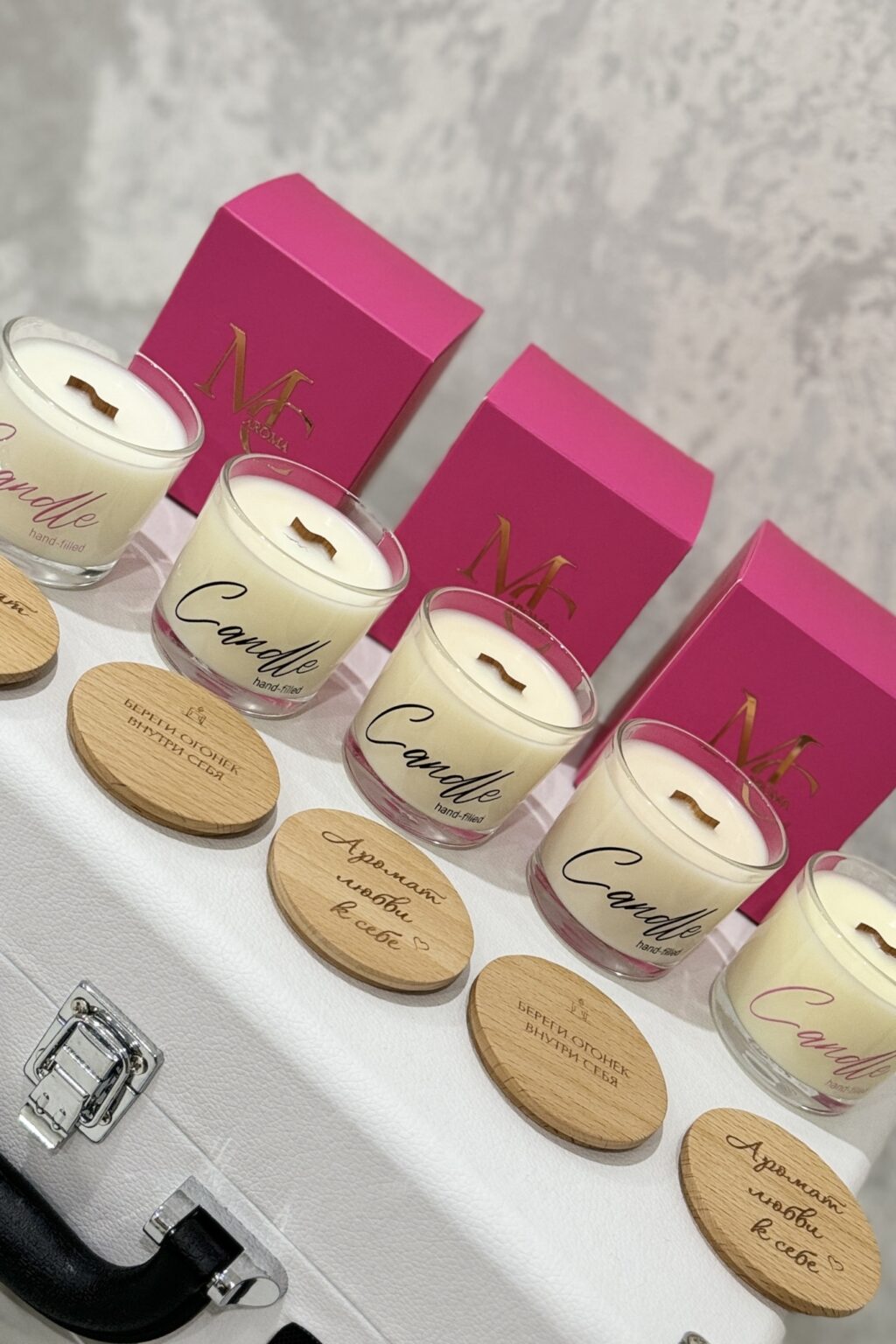 Ароматические свечи с деревянным фителем
