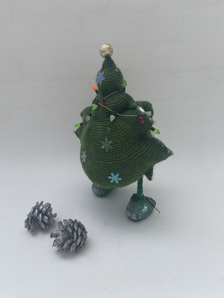 Веселая елка