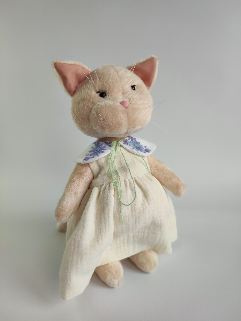 Мягкие игрушки Котик и Кошка