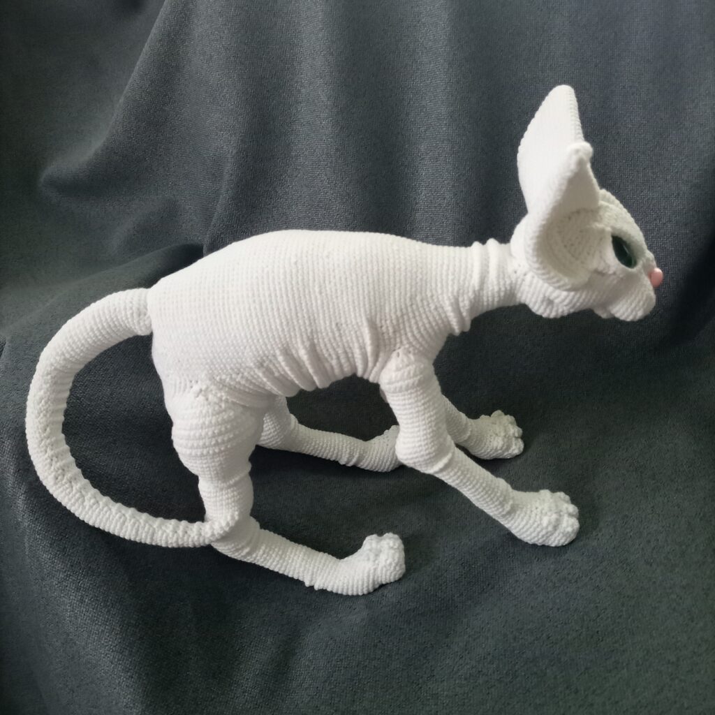Сфинкс вязаный
