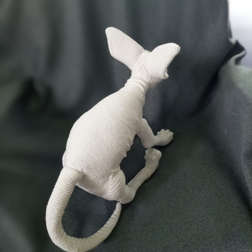 Сфинкс вязаный