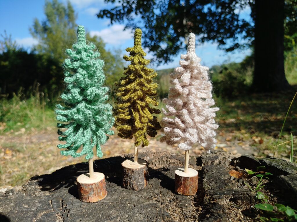 Елка интерьерная