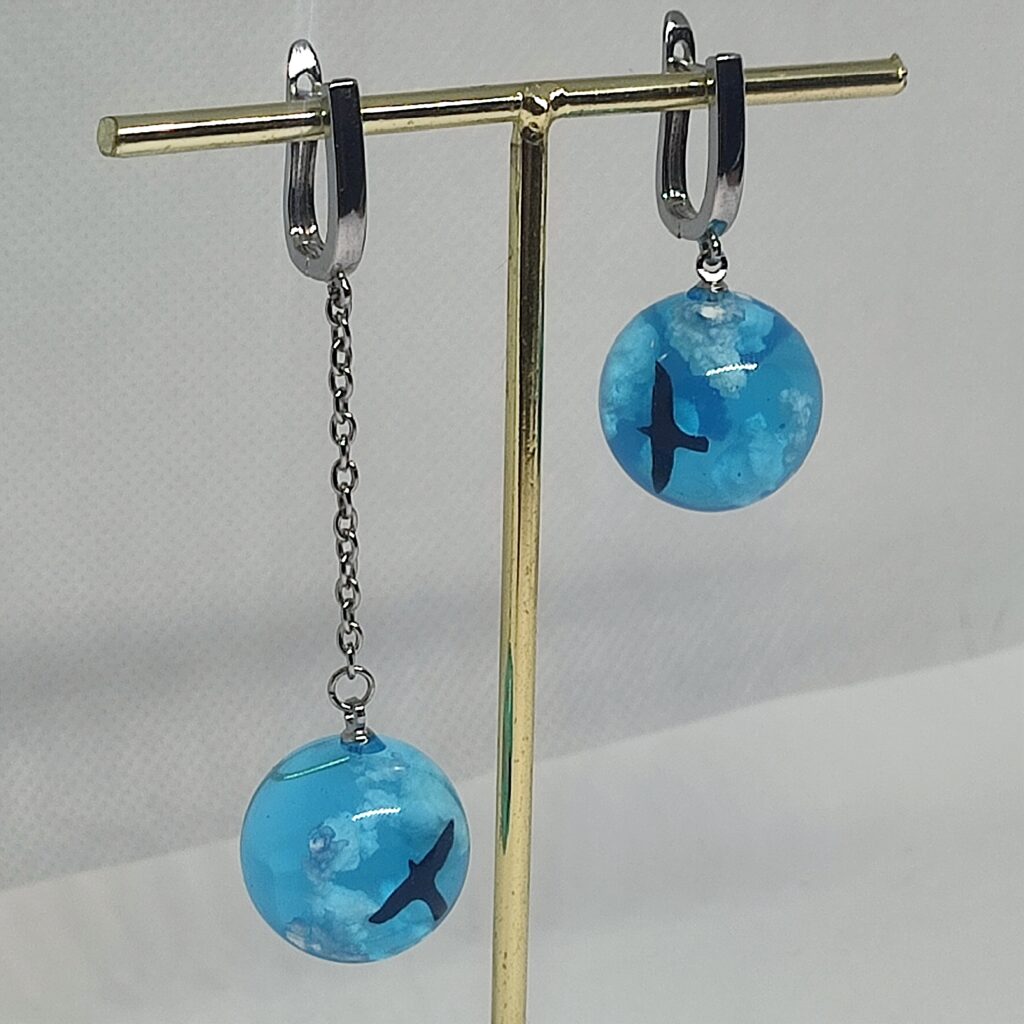 Небо, облака, птица