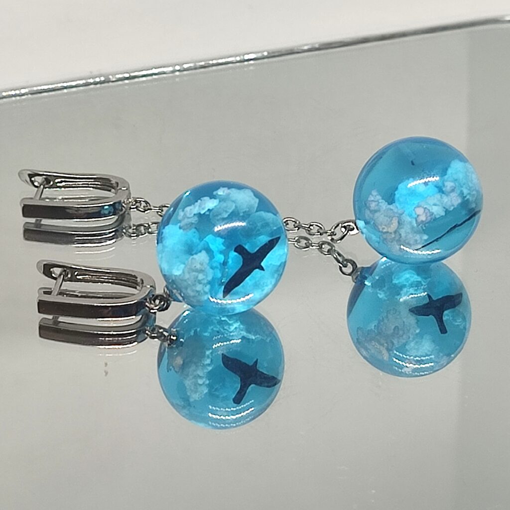 Небо, облака, птица