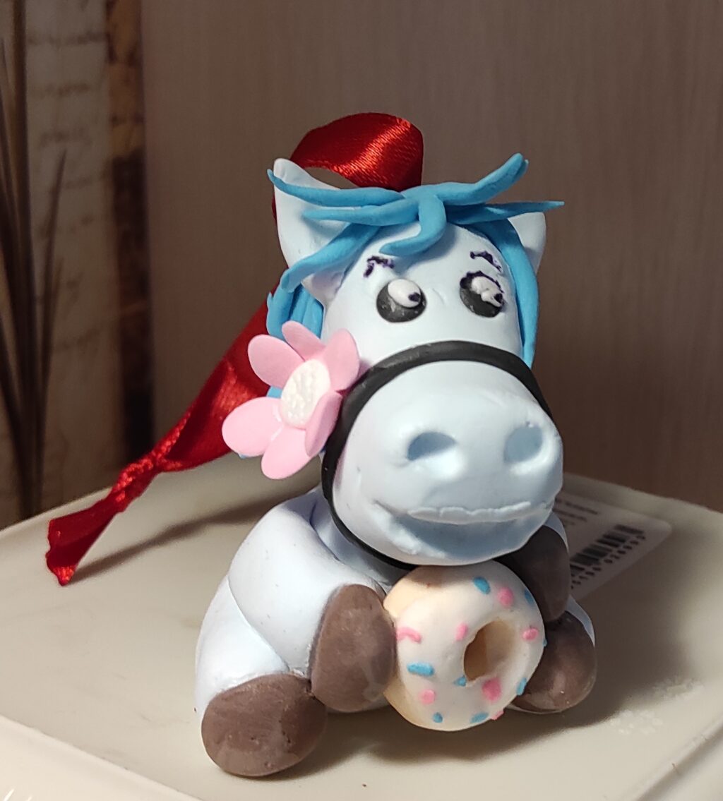 Ëлочные игрушки — лошадки