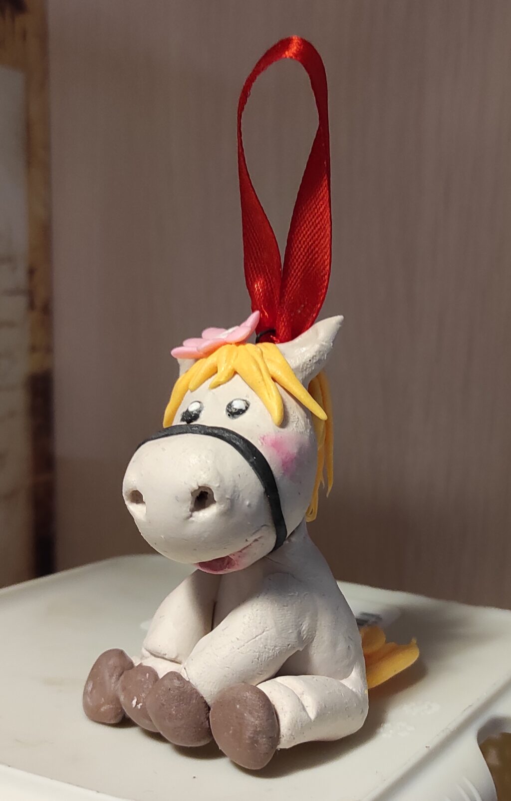 Ëлочные игрушки — лошадки