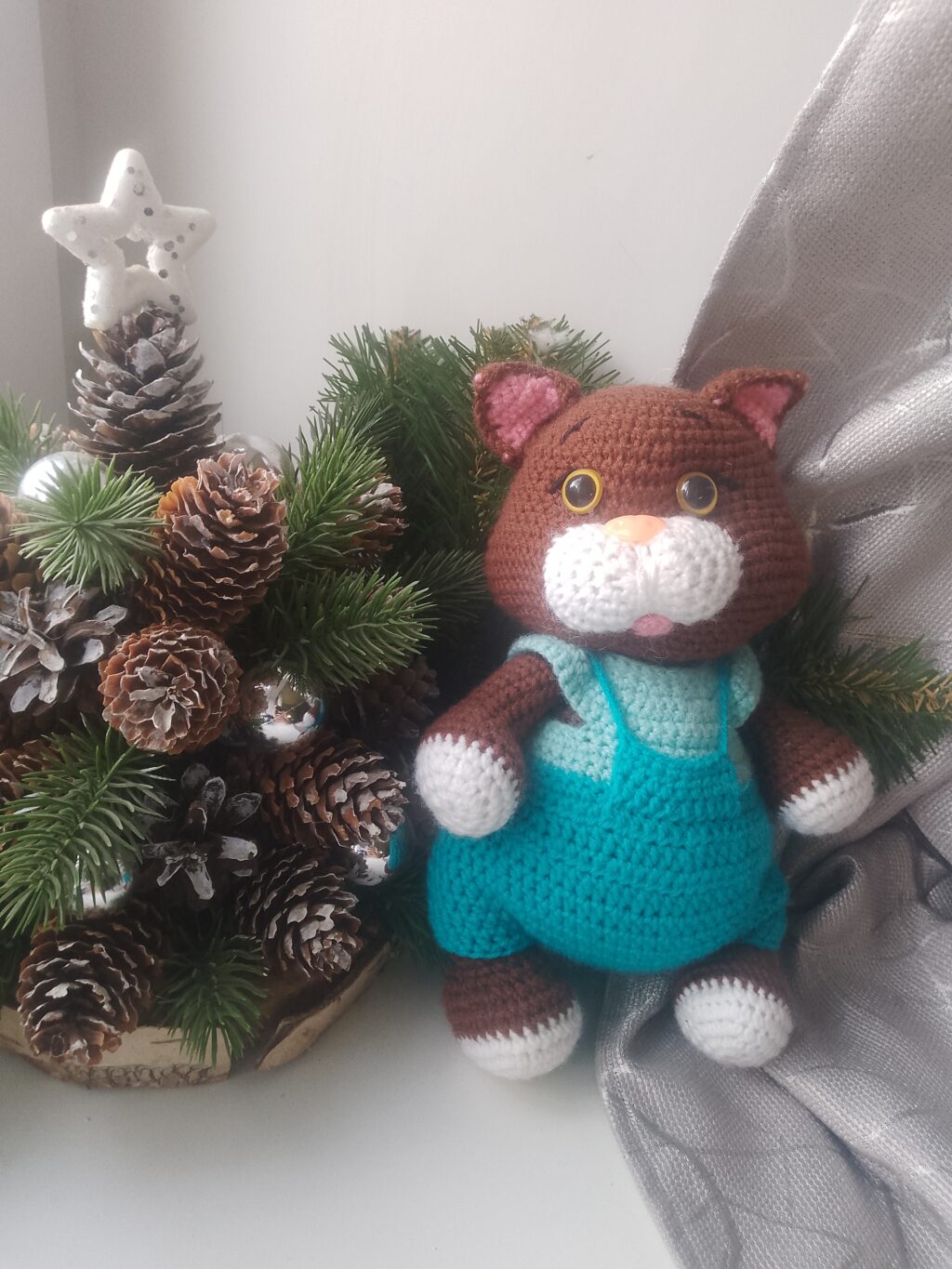 Вязанный кот Тимоха