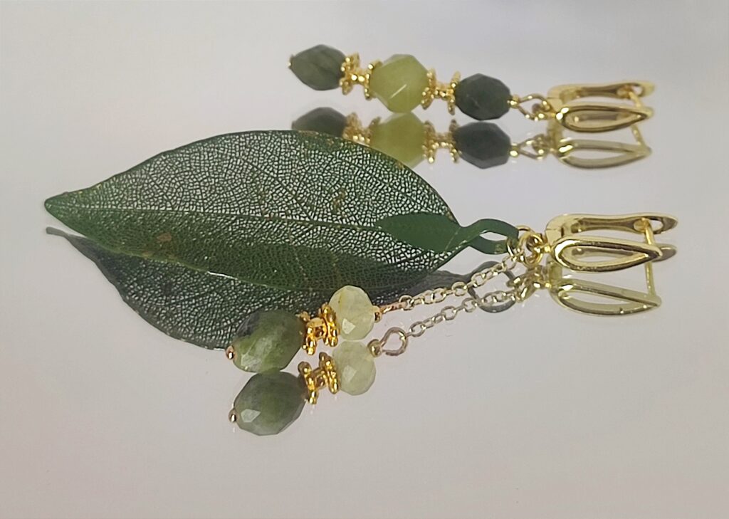 Зелёный лист