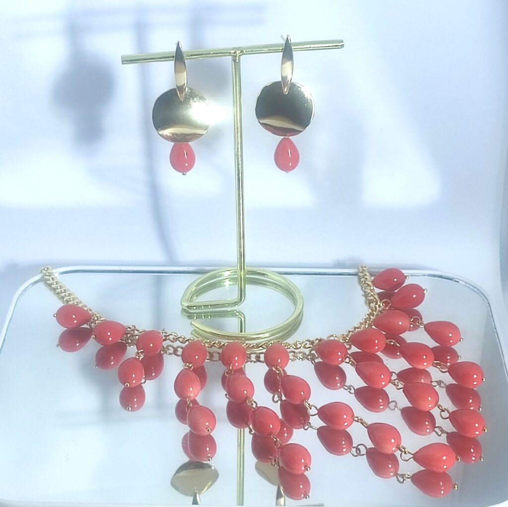 Коралловый каскад