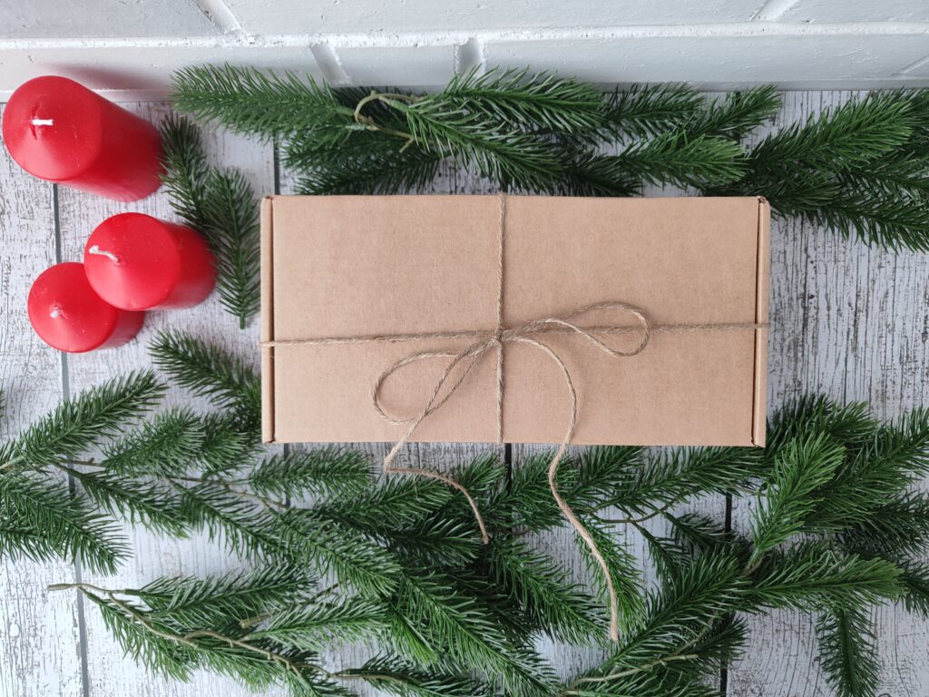 Ангел на подставке