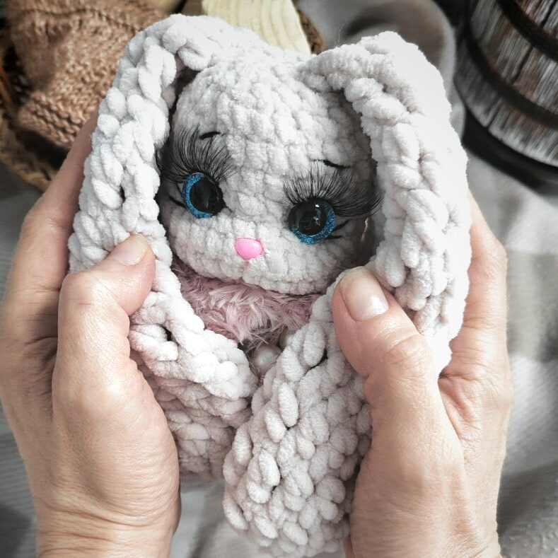 игрушка зайка плюшевая