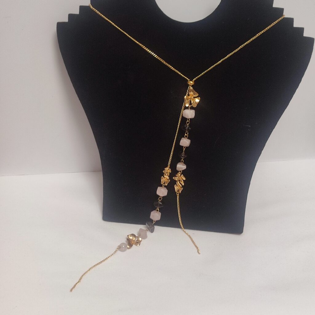 Колье-галстук