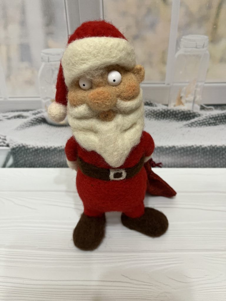 Дед Мороз. Игрушка из шерсти