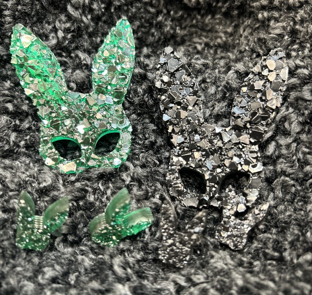 Набор украшений брошь, серьги МАСКА.