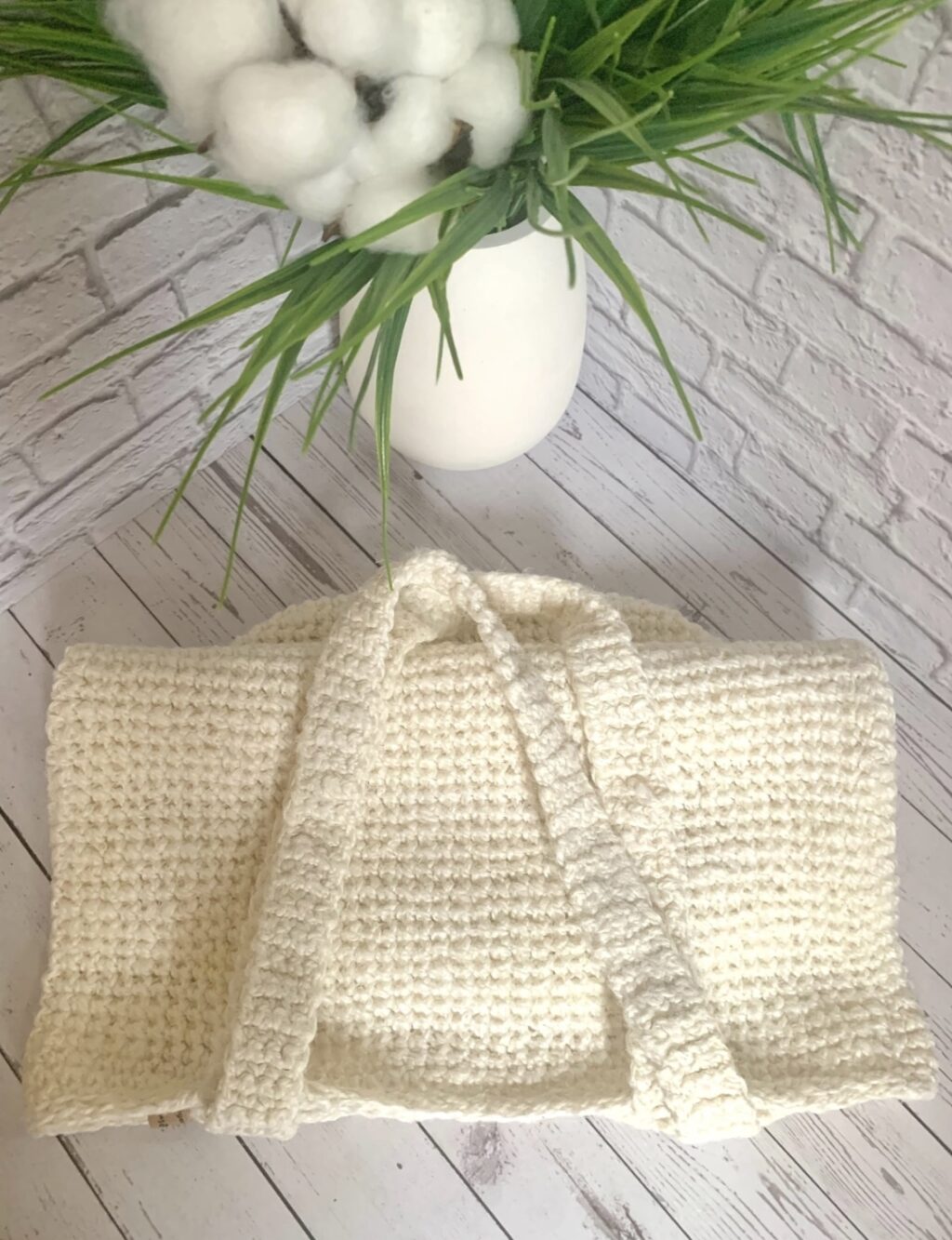 шоппер из белого джута