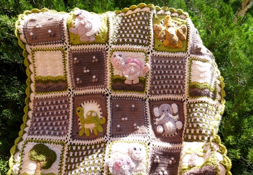 Детский плед «Дино» ручной работы