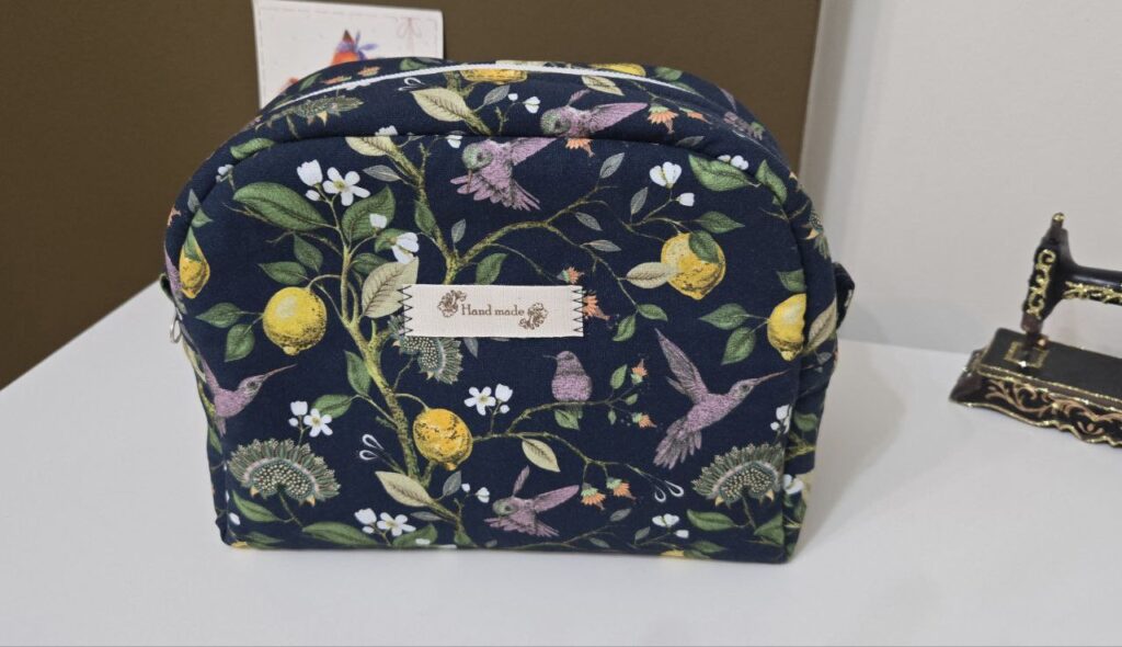 Косметичка большая