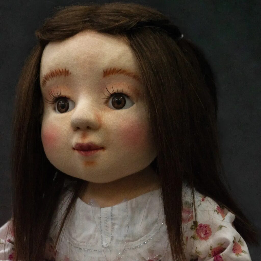 Кукла ручной работы
