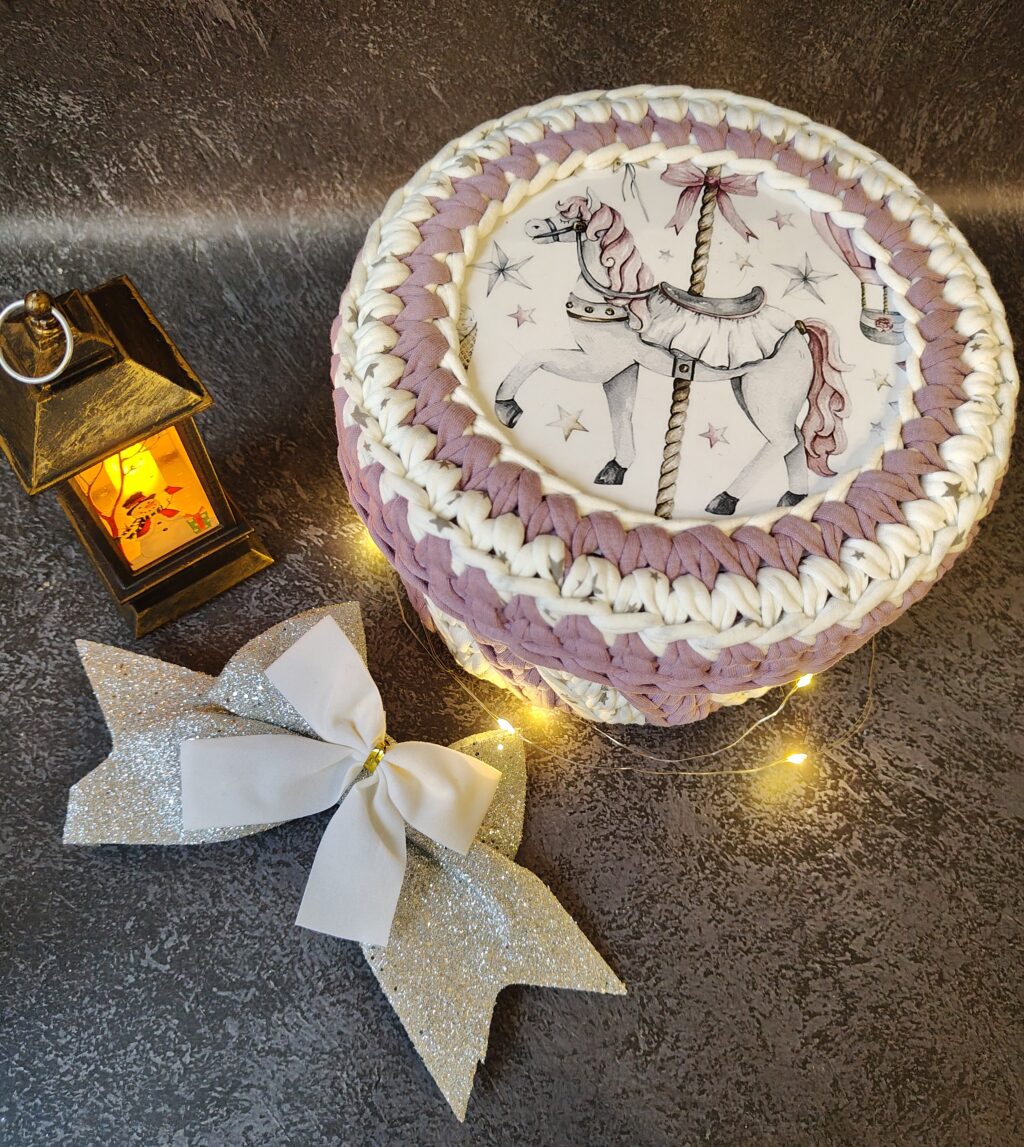 Шкатулка из трикотажной пряжи «Карусель» — 2