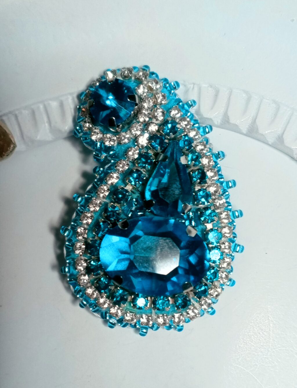 Брошь Пейсли